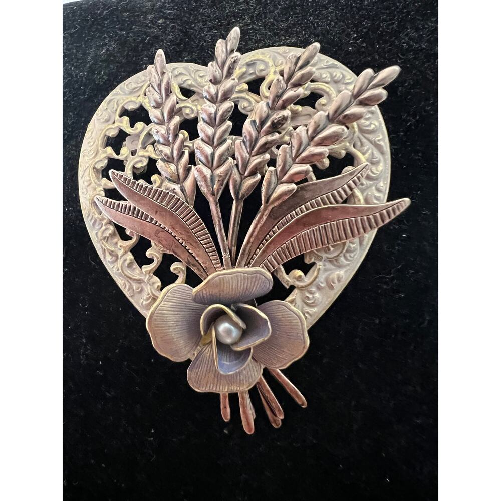 Vintage Tri-Metal Heart‎ With Wheat Flower Brooch Pin